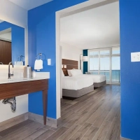 Holiday_Inn_Express_Panama_City_Beach_07