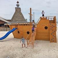 sharkys-panama-city-beach_11