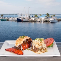 uncle-ernies_panama-city-restaurant_05 Uncle Ernie's Restaurant in Panama City, Florida
