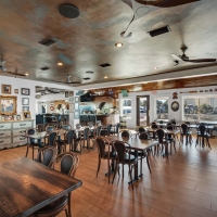 uncle-ernies_panama-city-restaurant_12 Uncle Ernie's Restaurant in Panama City, Florida