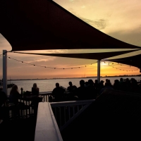 uncle-ernies_sunset_martini_04